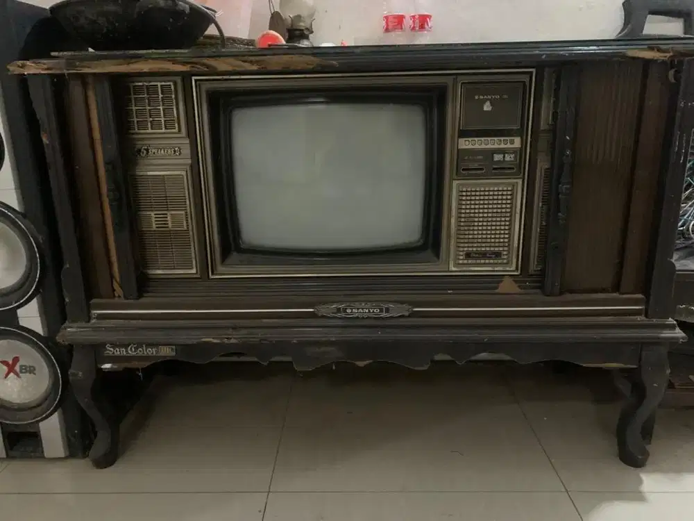 tv jadul merk sanyol