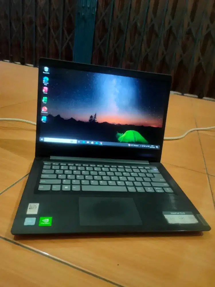 Lenovo Ideapad core i5 RAM 8GB dual VGA