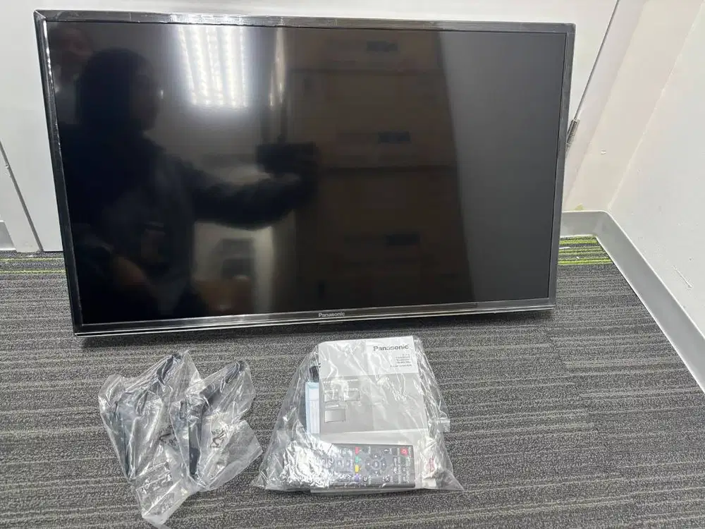 [Used Item-BACA DESKRIPSI]: Panasonic LED 32inch Seri G306 TH-32G306G