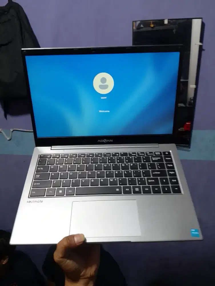 Laptop advan soulmate mulus like new