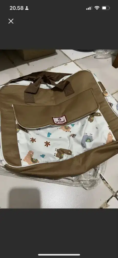 Tas perlengkapan bayi