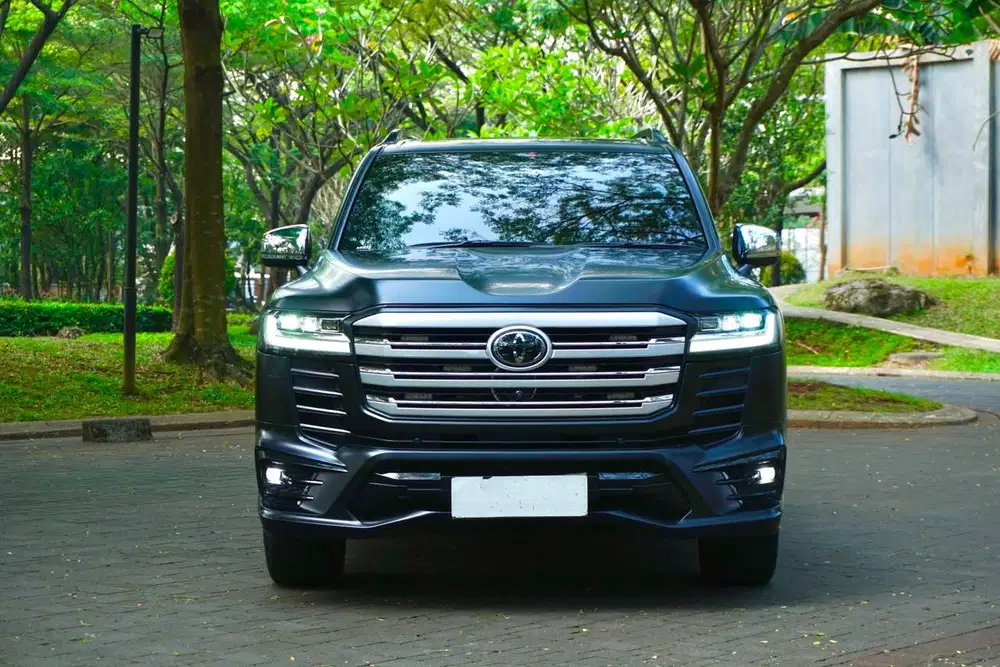 Toyota Land Cruiser 300 VX-R 4x4 2023