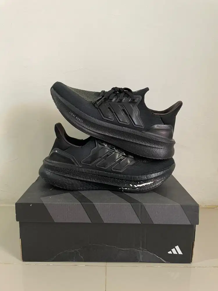 ADIDAS ULTRABOOST 5