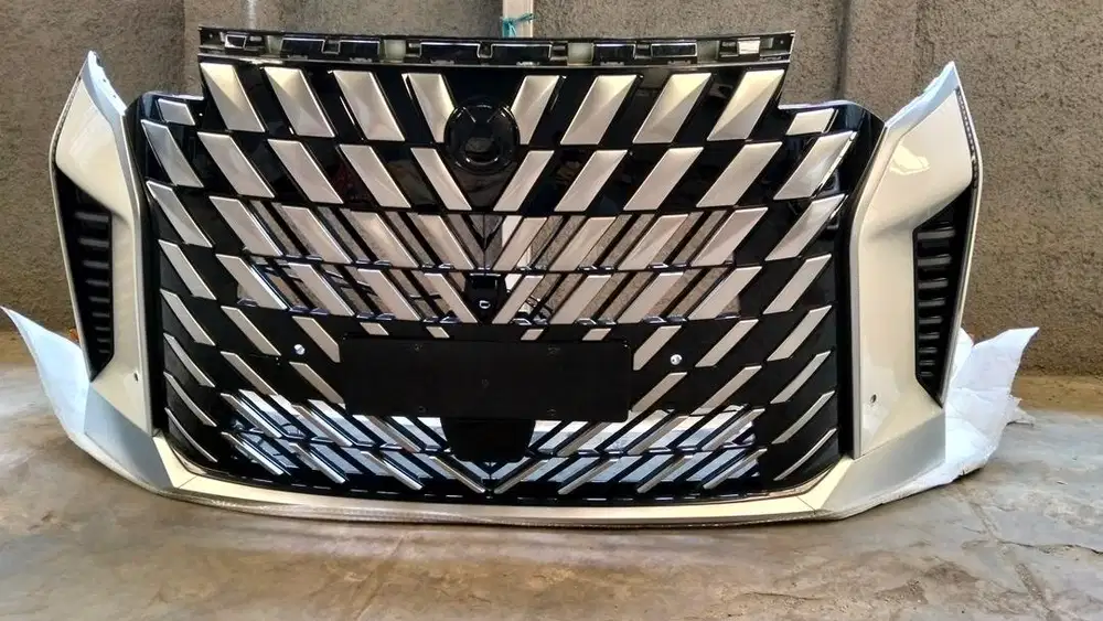 DIJUAL CEPAT BUMPER DEPAN DENZA 2025