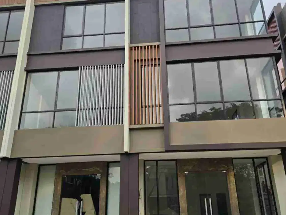 FREE PPN Ruko Murah Strategis di jalan utama di gading serpong