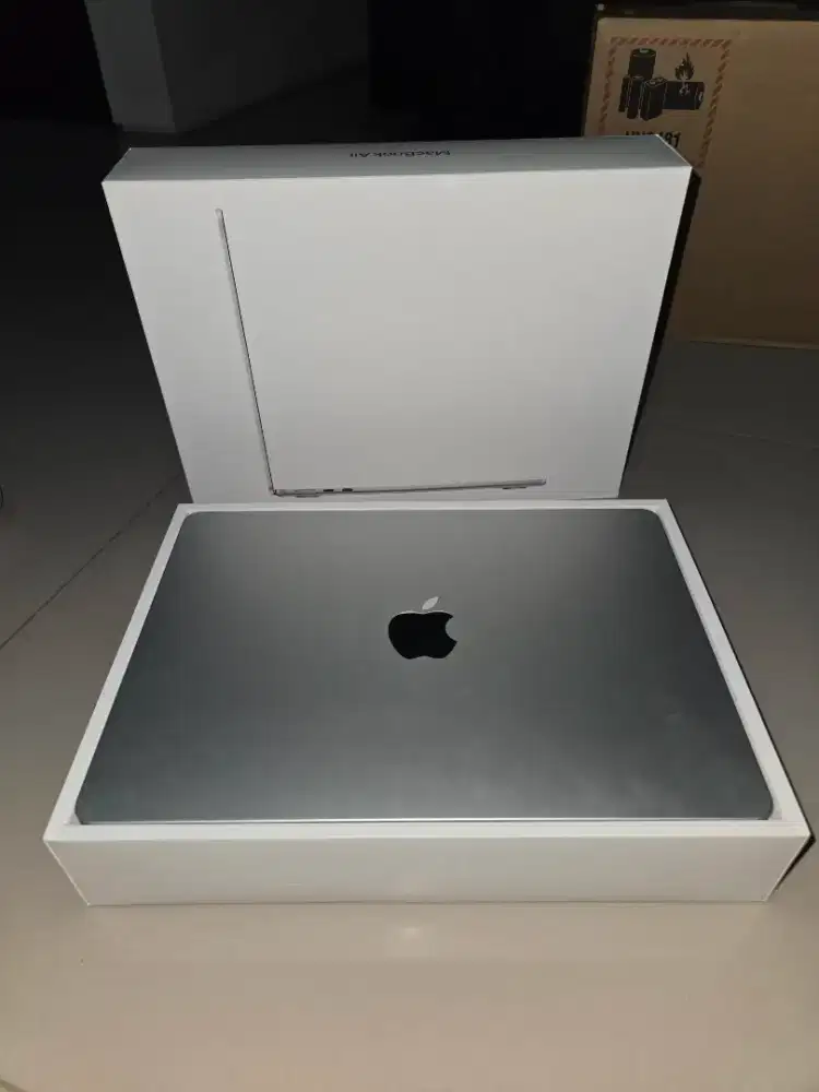 Dijual murah Macbook Air M4 2025