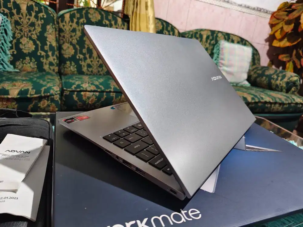 Laptop advan workmate model terbaru, garansi resmi msh pjg sampai 2027