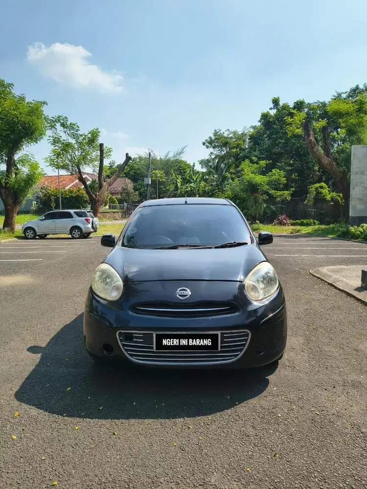 Nissan March 1.2 XS Matic Tahun 2010