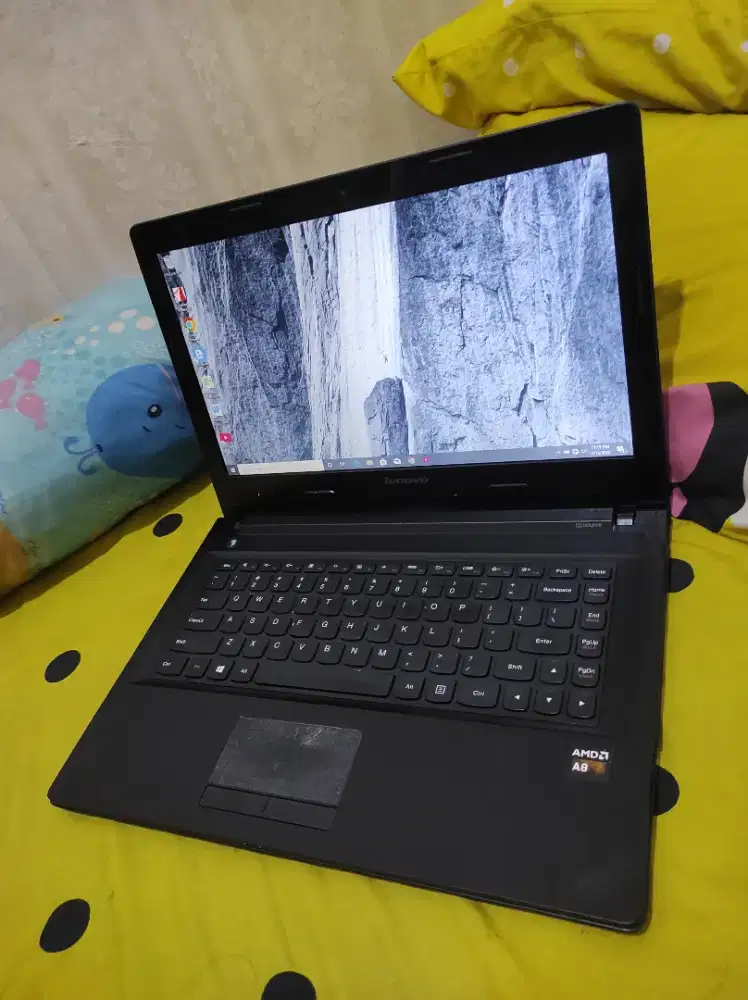 Laptop lenovo G40 slim baterai 2jam++