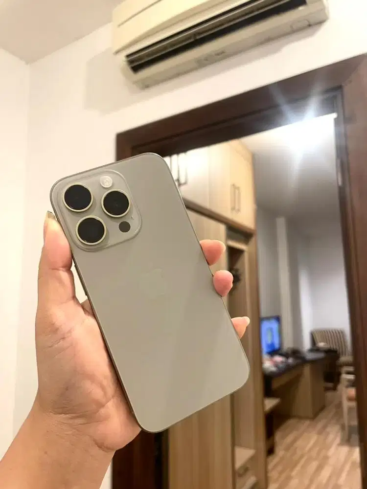 Dijual iphone 15 Pro 128 GB fulset ex inter All operator mulusno minus