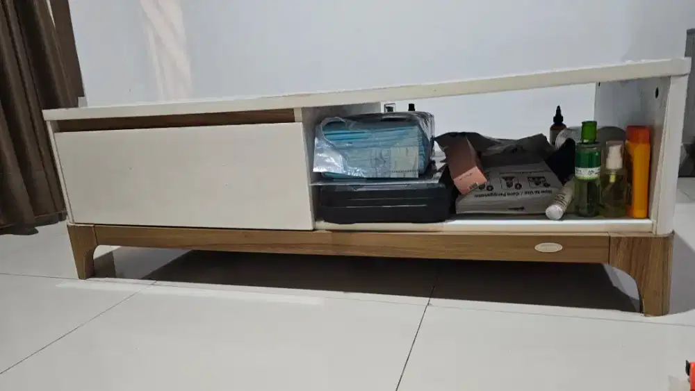 Meja tamu berkualitaz