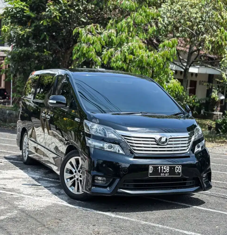 Toyota Vellfire 2011 Bensin