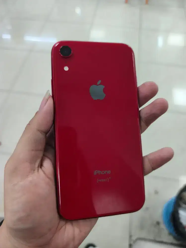 iPhone XR 64gb red inter
