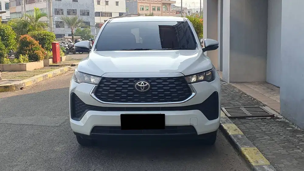 Toyota Kijang Innova Zenix 2.0G Non Hybrid Bensin 2023 Like New Low Km