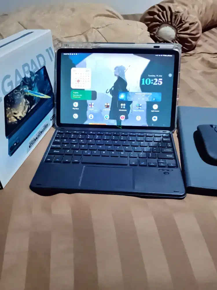 Tecno Megapad 11 8/256 hitam + keyboard dan mouse