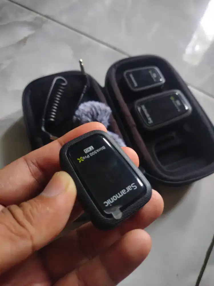 Clip on saramonic blink 500 pro