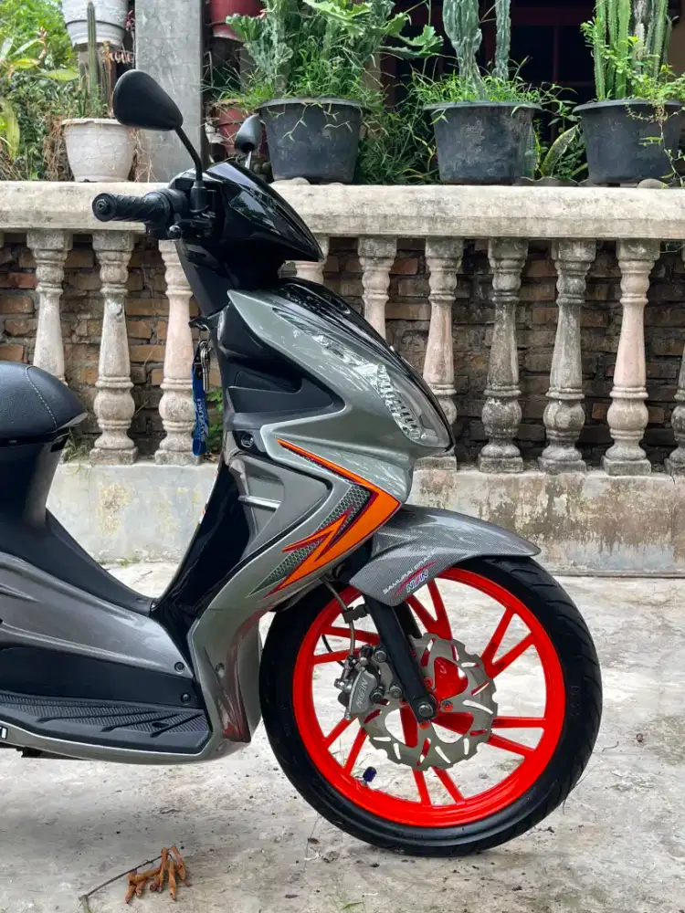 Sukuzi Skywave 125