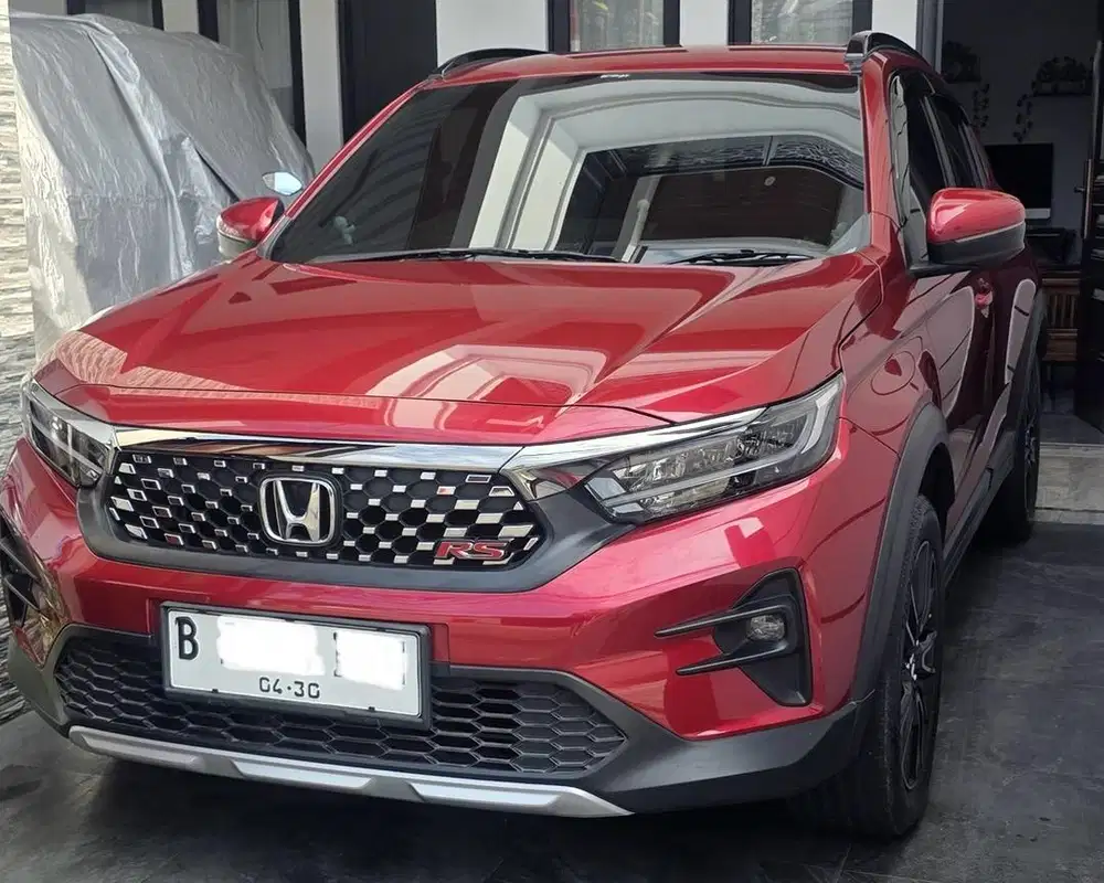 Honda W-RV 1.5 RS BENSIN AT 2023 Blazing Red