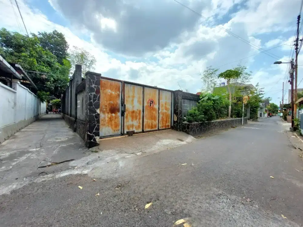Tanah Istimewa daerah Taman Siswa Kota Jogja dekat Titik Nol Jogja
