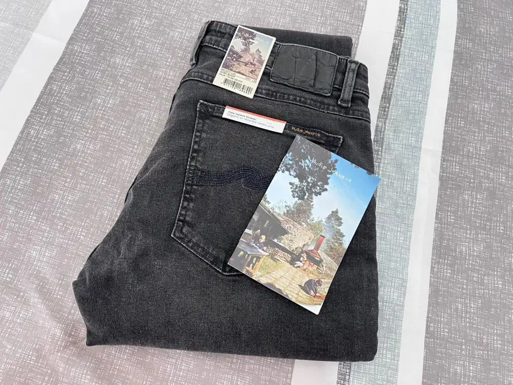 Nudie Jeans Co Skinny Lin Worn Black