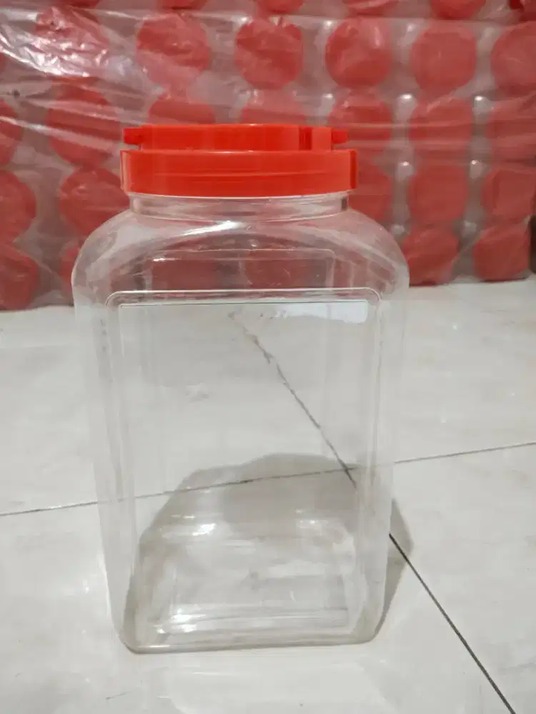 Toples Plastik Tutup Merah