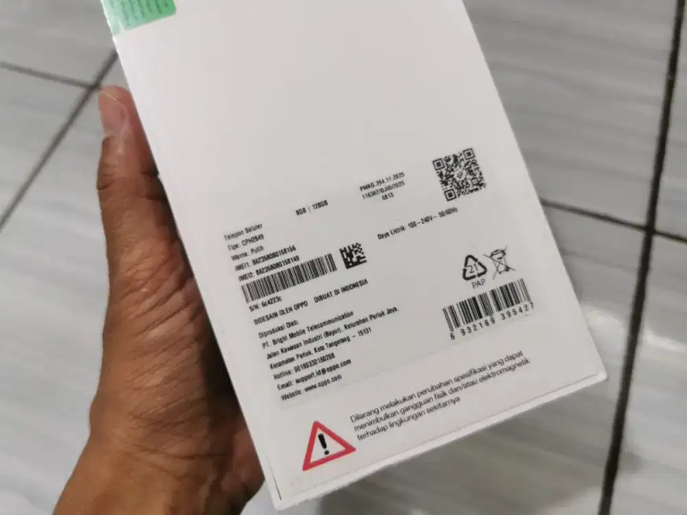 Oppo A6t Pro
Ram 8/128