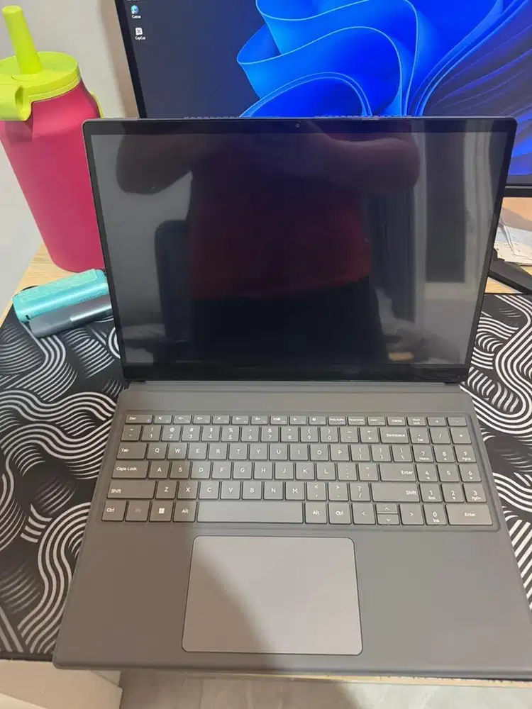 advan evo x 16 inch 12/512 gb