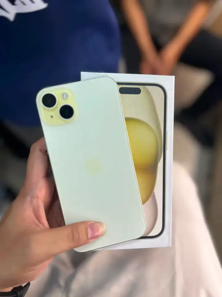 iPhone 15 plus 128 inter yellow