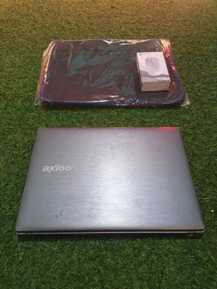 Laptop Axioo Neon Core i7