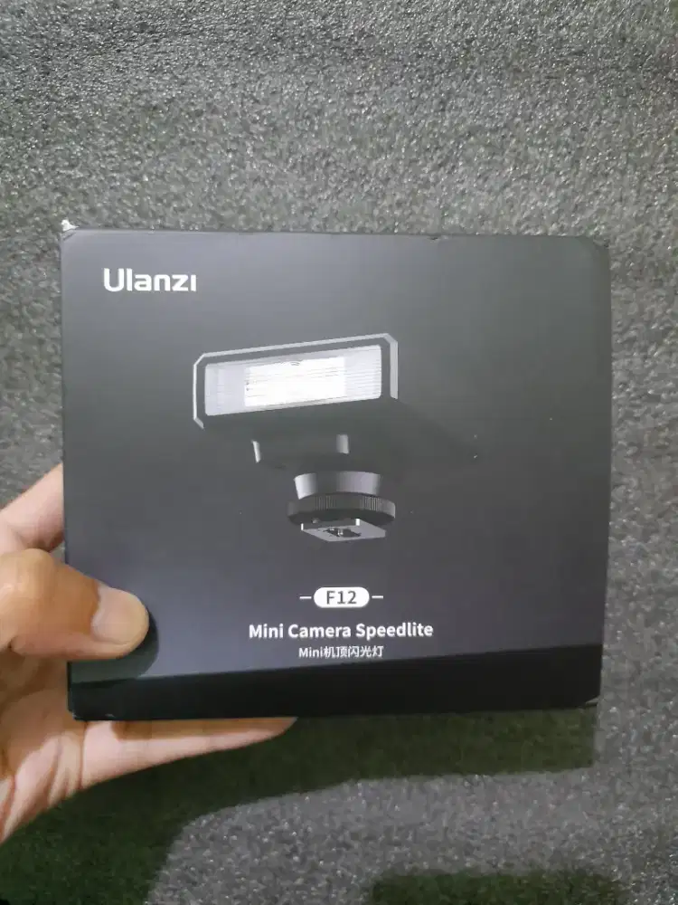 Ulanzi mini flash f12