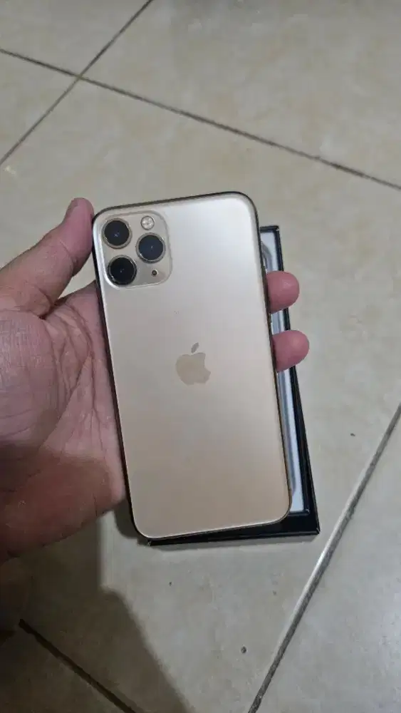 Iphone 11 pro 64gb Gold inter