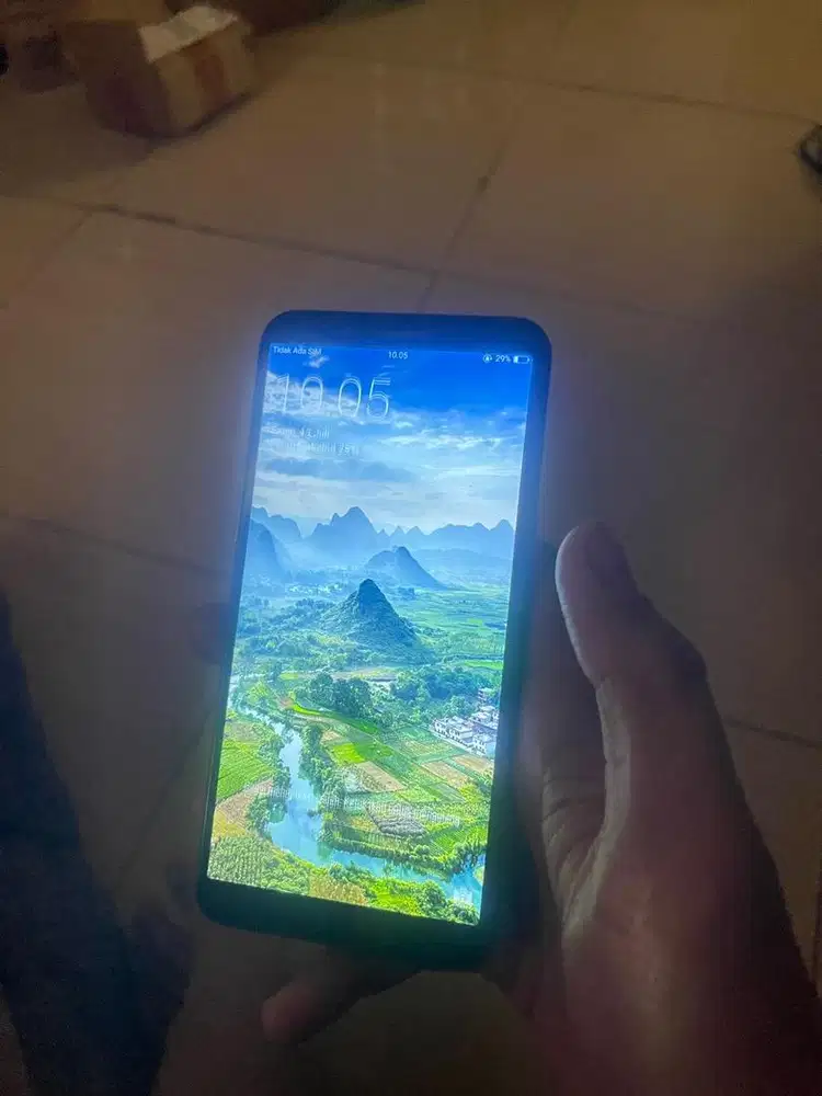 Oppo A83 3/32GB Hitam