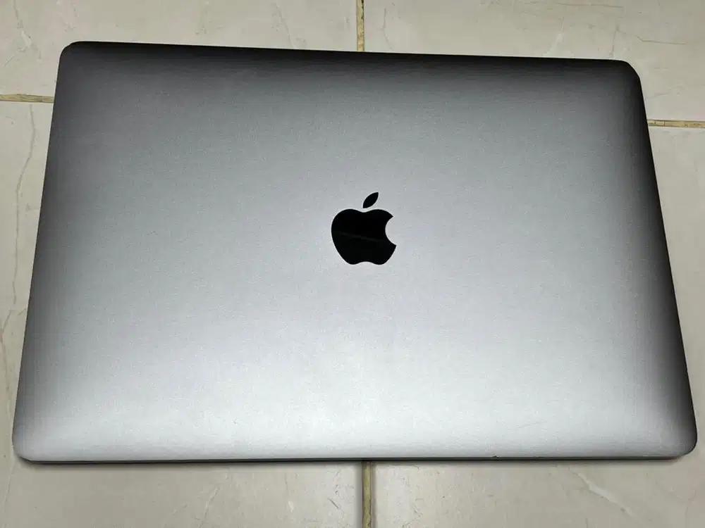 MacBook Pro 2017 TouchBar Intel i5 3.1Ghz 8/256Gb
