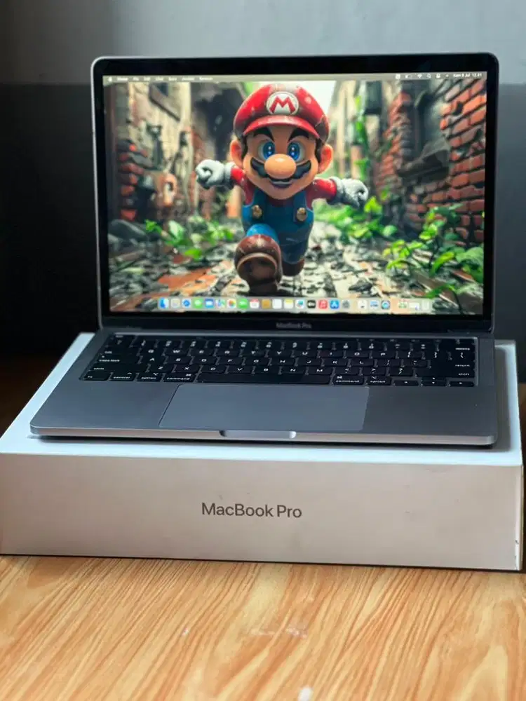 Macbook Pro 2020 i7 32Gb 1Tera