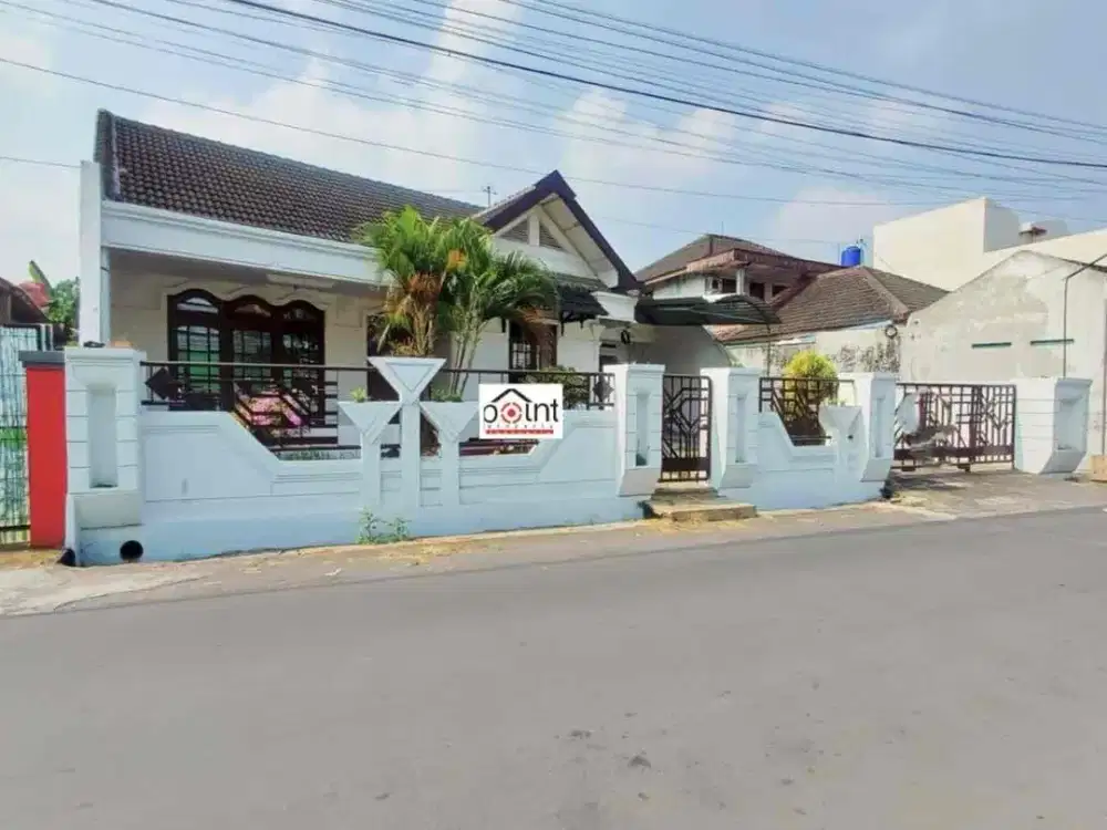 Rumah luas  Bagus Dekat Kampus UMS