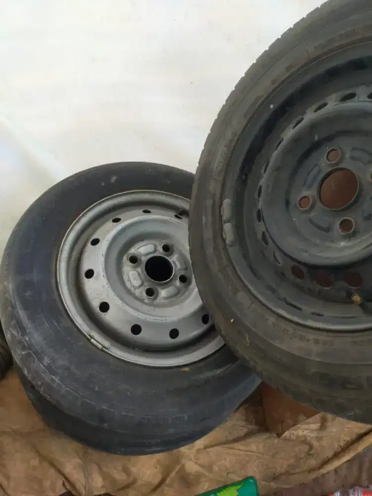 Dijual Velg Kaleng + 4 Ban (Copotanl r13)