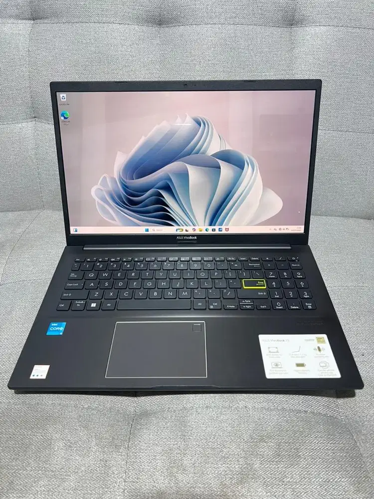 Asus Vivobook 15 OLED K513EA Core i3-1154G4 RAM 12GB SSD 512GB