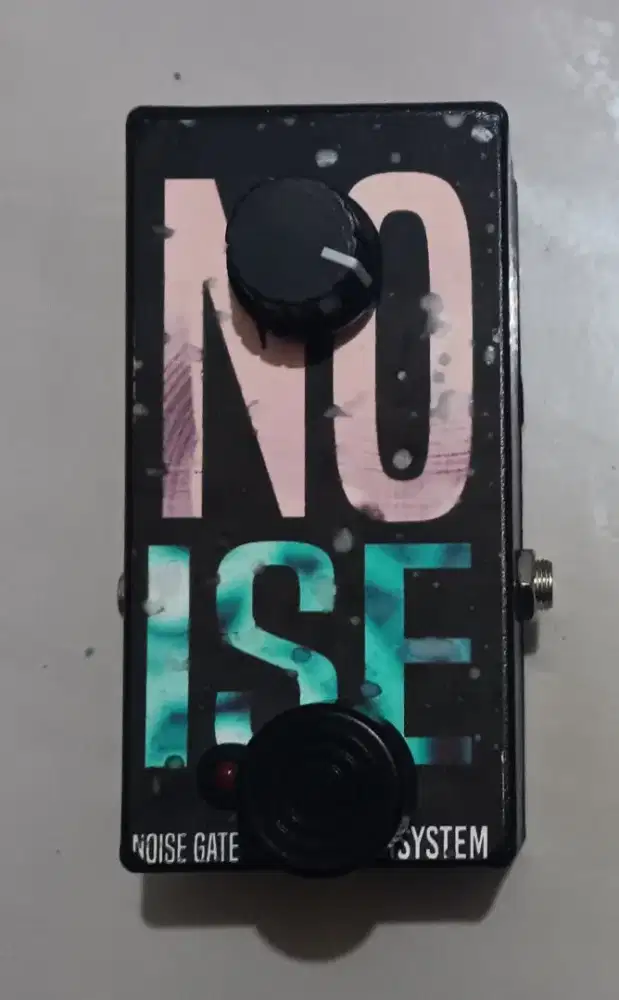 Efek gitar/bass NOISE
