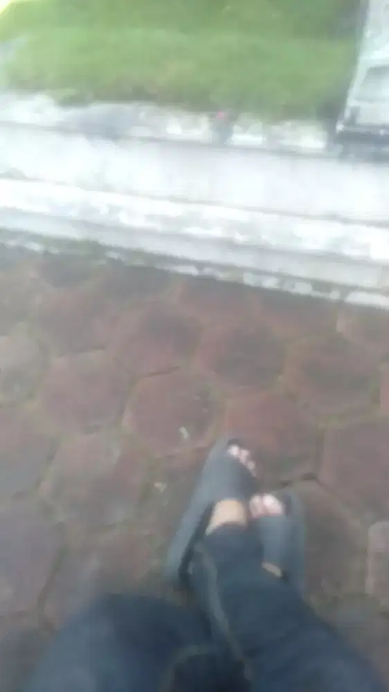 Bersih bersih halaman dan bersihin toren air