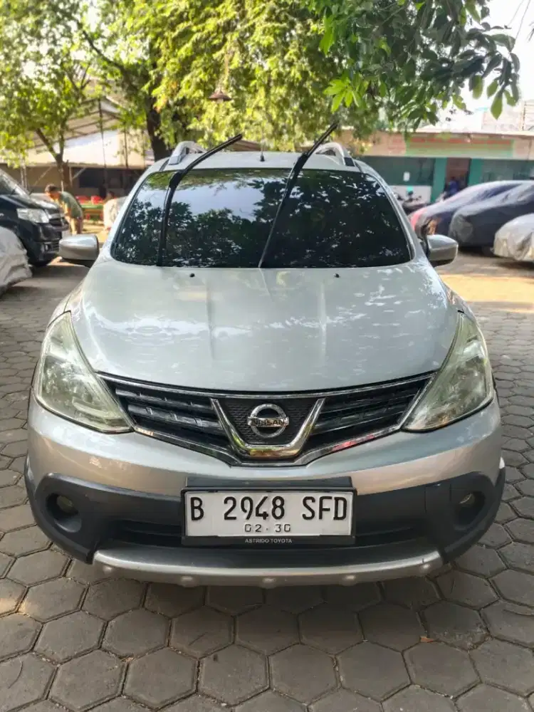 Nissan Grand livina 2014 Bensin