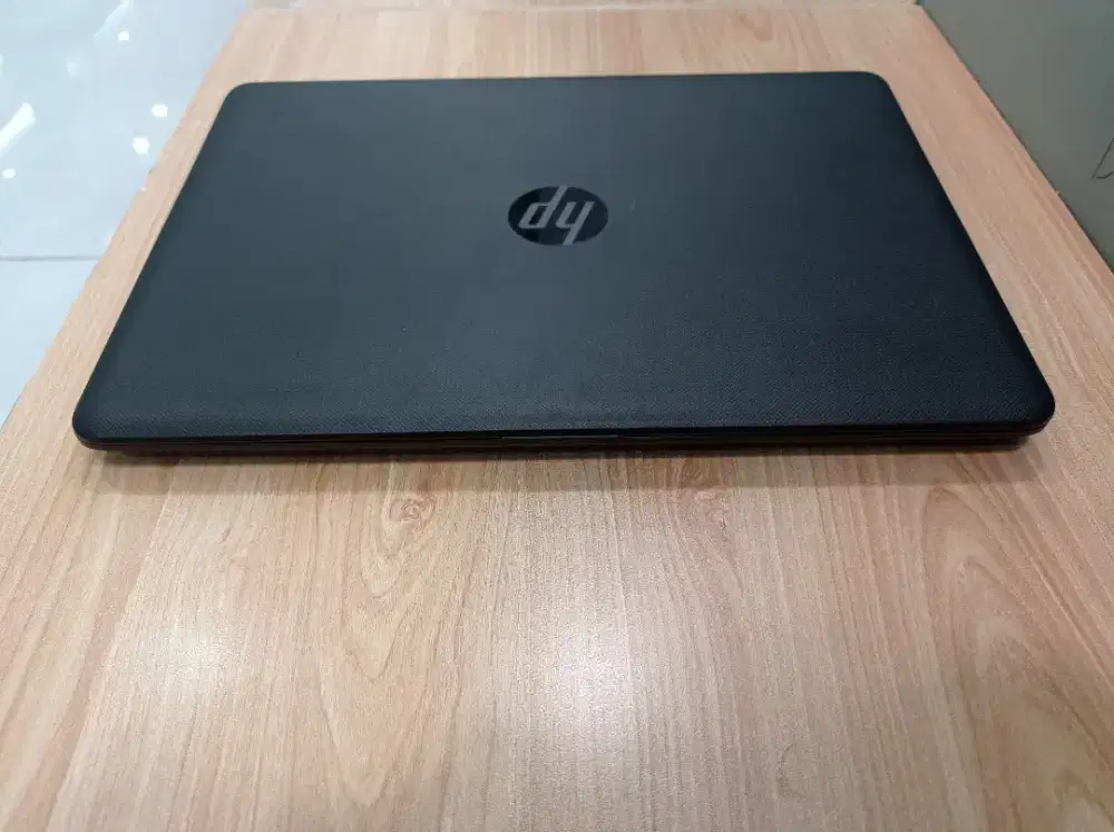 LAPTOP HP RAM 8 GB SSD 256 GB NGEBUTT SLIM MULUS NORMAL BATERAI AWET