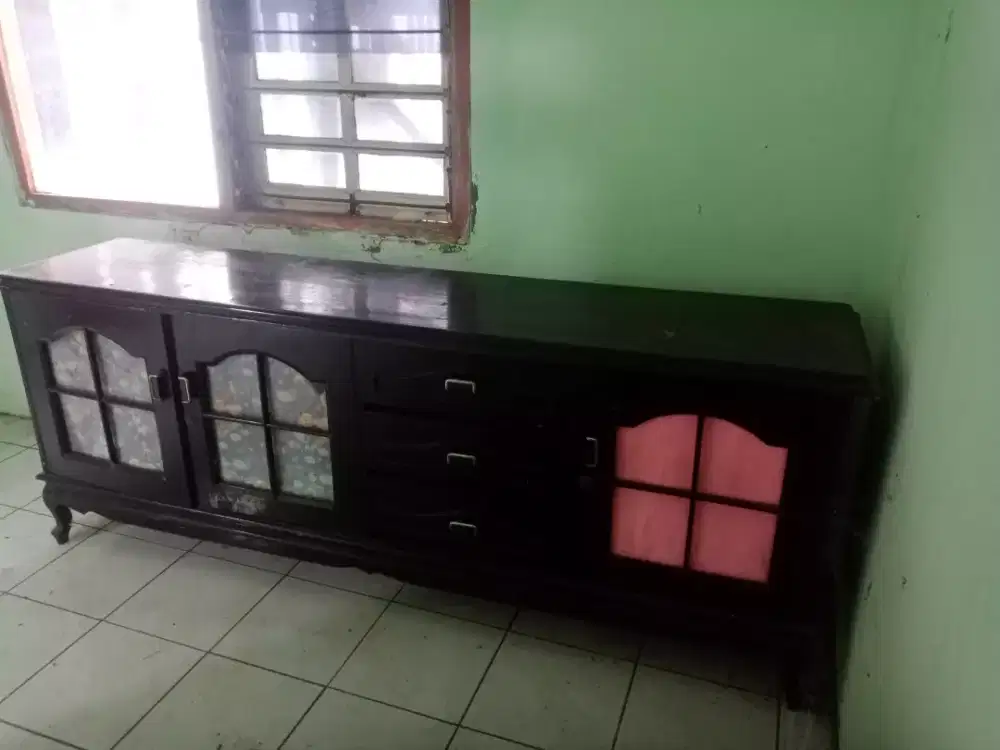 Lemari buffet  ruang tamu