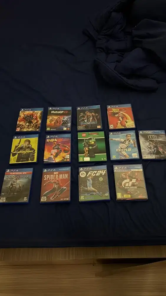 KASET PS 4 BUNDLING 13,1 KASET RARE