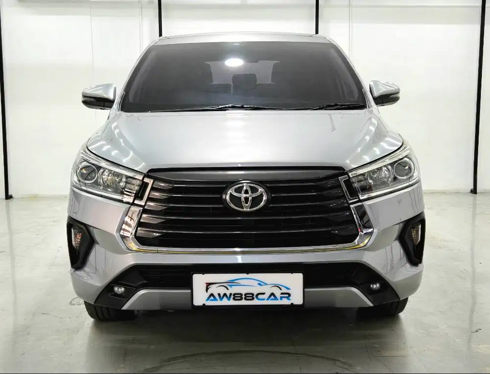 Toyota Kijang Innova V 2.4 AT Diesel 2022 Silver