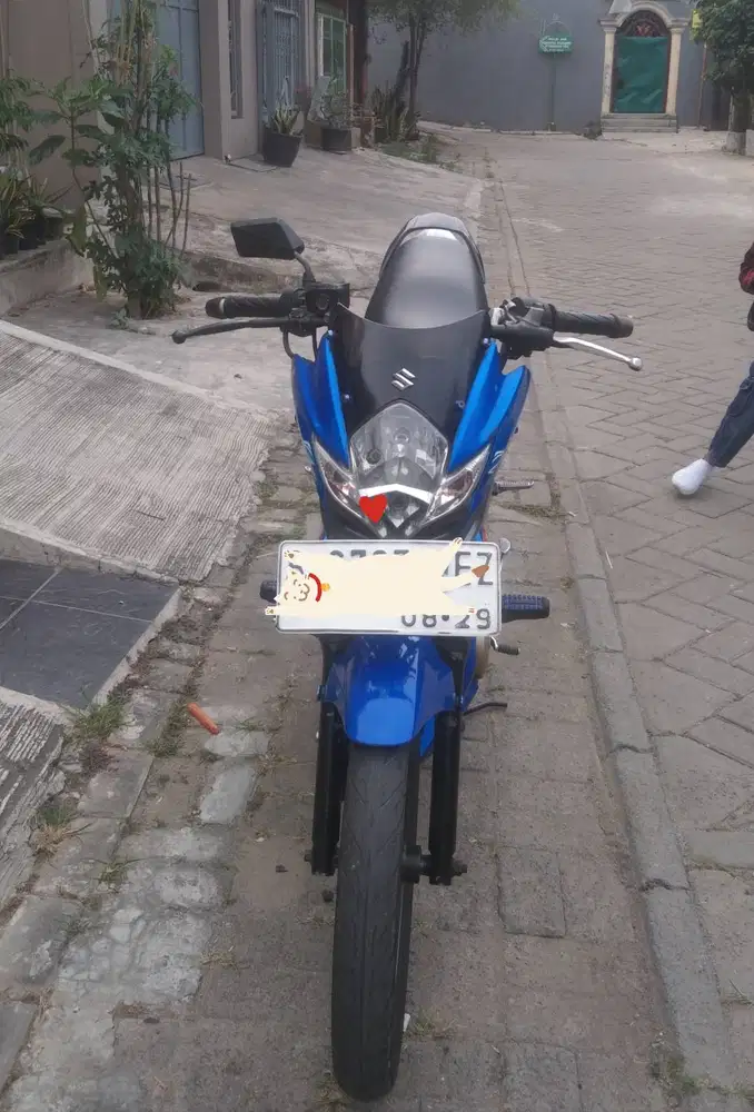 satria f 2011 blue white