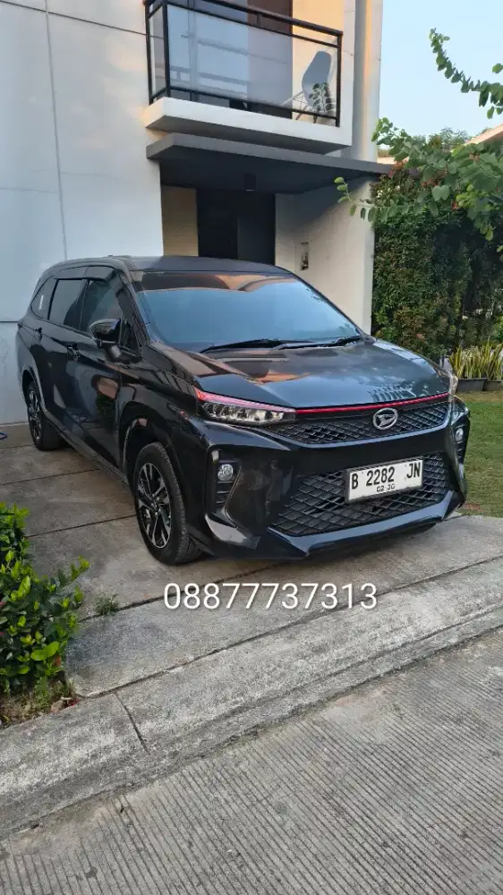 Black Xenia 1.5 R AT 2021