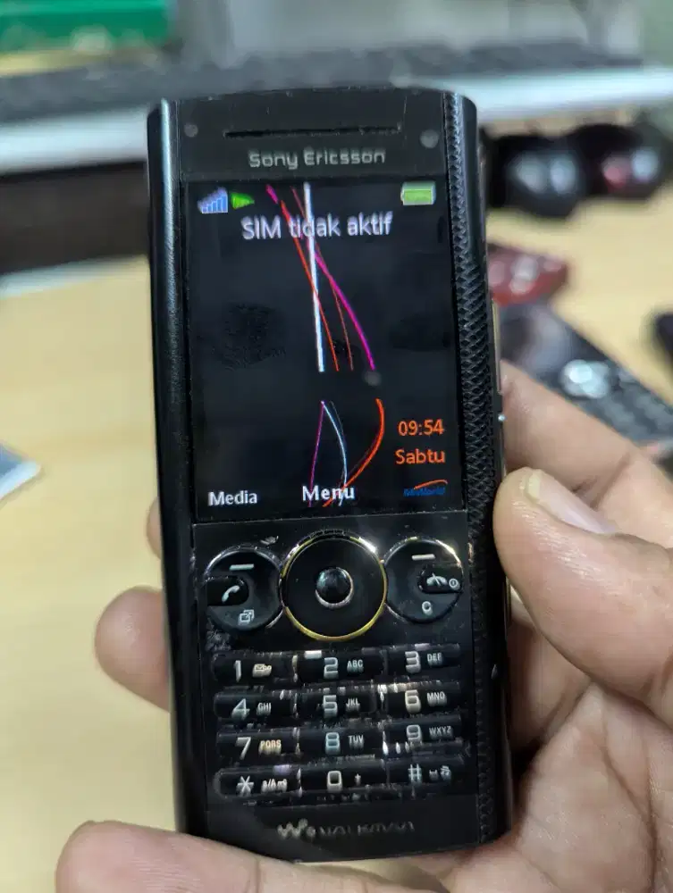 Sony Ericsson W902 black rare