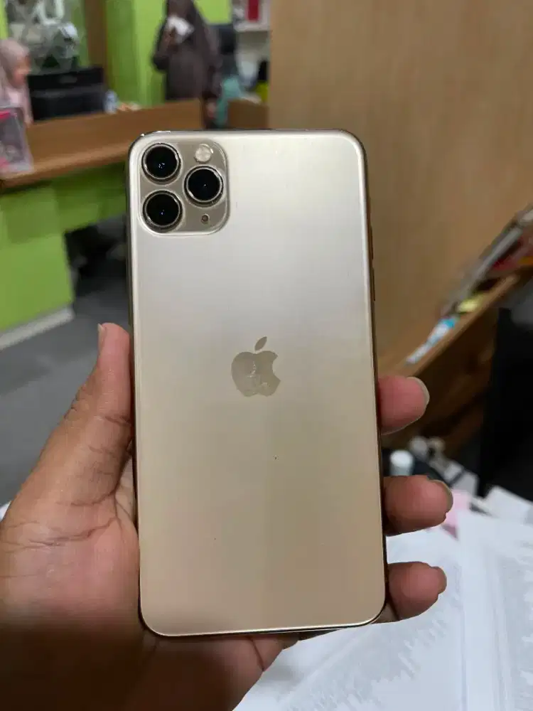 Iphone 11 pro max ibox