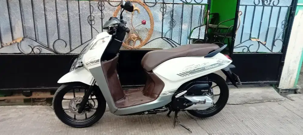Honda genio tahun 2022