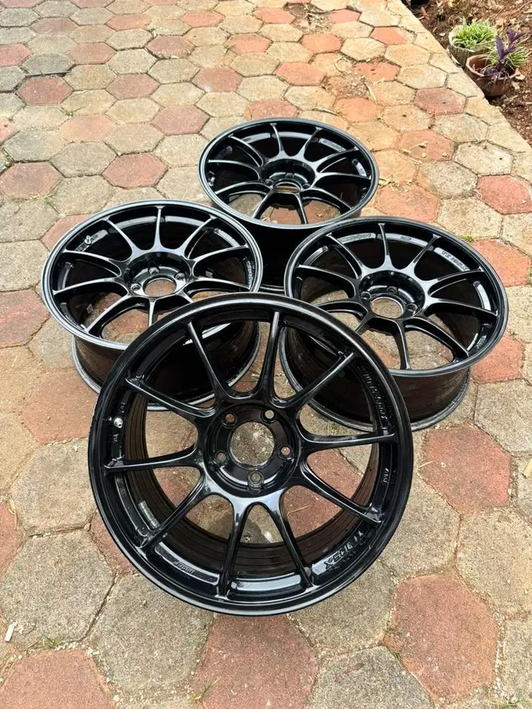 velg wedssport tc105x R18 5x114 lebar 8,5 et 35